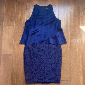 Laundry by Shelli Segal caped lace dress size 4